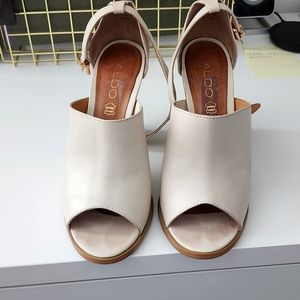 EUC - Aldo Leather Heels